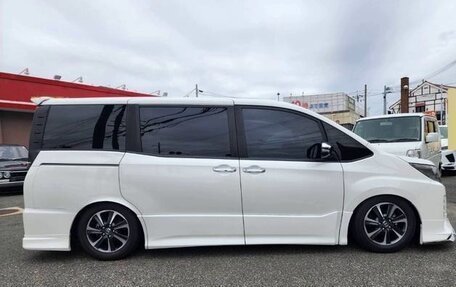 Toyota Noah III, 2021 год, 1 850 000 рублей, 8 фотография