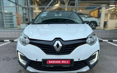 Renault Kaptur I рестайлинг, 2016 год, 980 000 рублей, 2 фотография