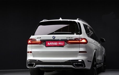 BMW X7, 2021 год, 8 820 000 рублей, 2 фотография