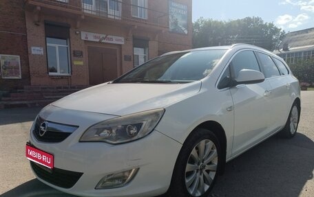 Opel Astra J, 2012 год, 590 000 рублей, 1 фотография