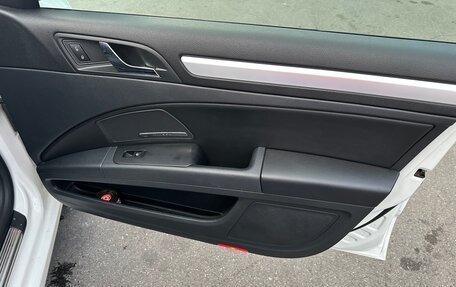 Skoda Superb III рестайлинг, 2011 год, 895 000 рублей, 24 фотография