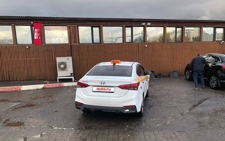 Hyundai Solaris II рестайлинг, 2018 год, 700 000 рублей, 3 фотография