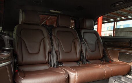 Mercedes-Benz V-Класс, 2016 год, 4 050 000 рублей, 25 фотография