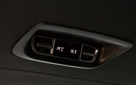 Mercedes-Benz V-Класс, 2016 год, 4 050 000 рублей, 23 фотография