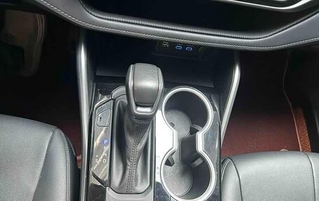 Toyota Highlander, 2022 год, 4 100 000 рублей, 4 фотография