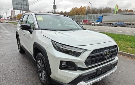 Toyota RAV4, 2025 год, 4 050 000 рублей, 3 фотография