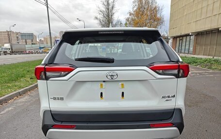 Toyota RAV4, 2025 год, 4 050 000 рублей, 6 фотография