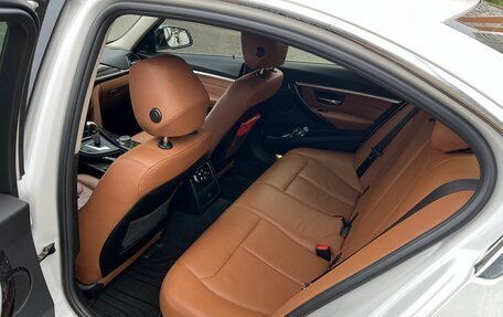 BMW 3 серия, 2017 год, 2 400 000 рублей, 18 фотография