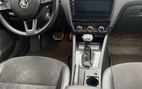 Skoda Octavia, 2017 год, 1 765 000 рублей, 19 фотография