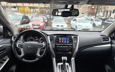 Mitsubishi Pajero Sport III рестайлинг, 2018 год, 2 399 000 рублей, 8 фотография