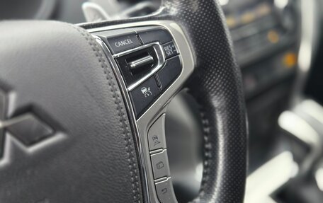 Mitsubishi Pajero Sport III рестайлинг, 2018 год, 2 399 000 рублей, 16 фотография