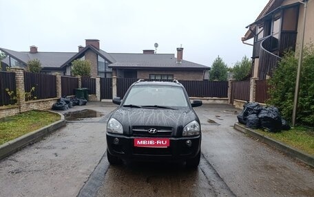Hyundai Tucson III, 2006 год, 600 000 рублей, 1 фотография
