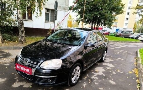 Volkswagen Jetta VI, 2009 год, 575 000 рублей, 2 фотография
