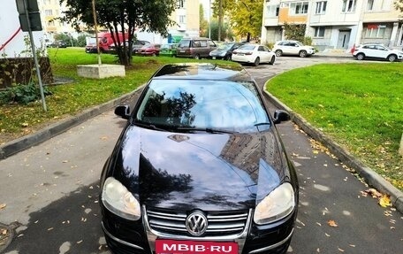 Volkswagen Jetta VI, 2009 год, 575 000 рублей, 3 фотография