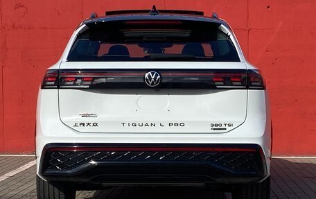 Volkswagen Tiguan, 2025 год, 4 750 000 рублей, 6 фотография