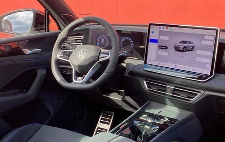 Volkswagen Tiguan, 2025 год, 4 750 000 рублей, 12 фотография