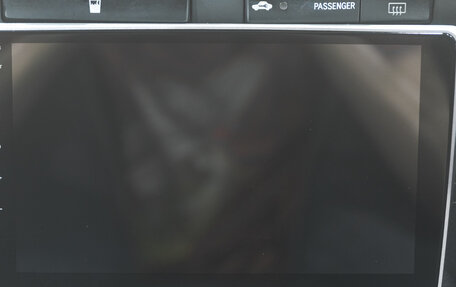 Toyota Avensis III рестайлинг, 2004 год, 749 000 рублей, 21 фотография