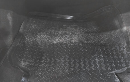 Toyota Avensis III рестайлинг, 2004 год, 749 000 рублей, 24 фотография