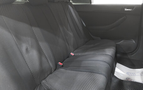 Toyota Avensis III рестайлинг, 2004 год, 749 000 рублей, 22 фотография