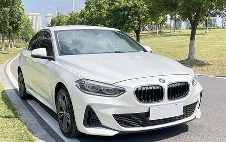 BMW 1 серия, 2021 год, 1 860 000 рублей, 3 фотография