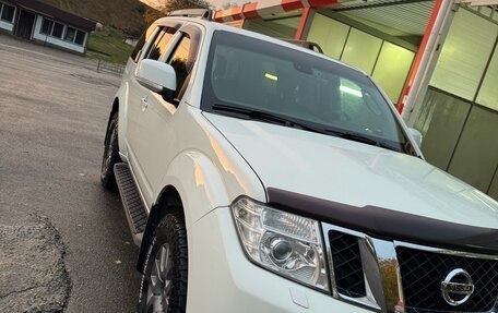 Nissan Pathfinder, 2012 год, 1 650 000 рублей, 2 фотография