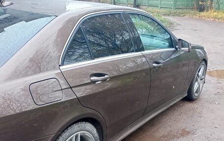 Mercedes-Benz E-Класс, 2013 год, 2 350 000 рублей, 11 фотография