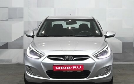 Hyundai Solaris II рестайлинг, 2013 год, 830 000 рублей, 2 фотография
