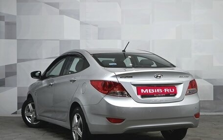 Hyundai Solaris II рестайлинг, 2013 год, 830 000 рублей, 4 фотография