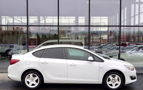 Opel Astra J, 2013 год, 784 000 рублей, 5 фотография