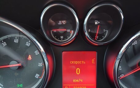 Opel Astra J, 2013 год, 784 000 рублей, 9 фотография