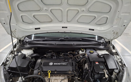 Opel Astra J, 2013 год, 550 000 рублей, 11 фотография