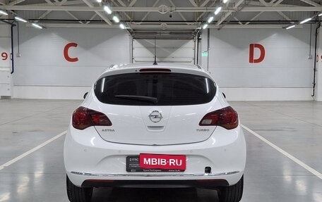 Opel Astra J, 2013 год, 550 000 рублей, 7 фотография