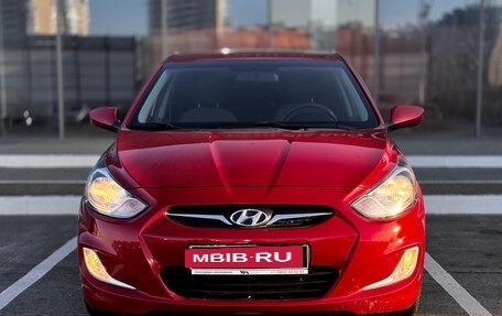 Hyundai Solaris II рестайлинг, 2011 год, 490 000 рублей, 3 фотография
