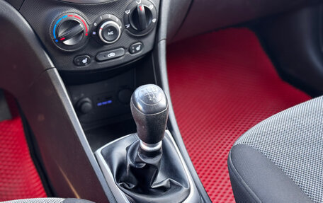 Hyundai Solaris II рестайлинг, 2011 год, 490 000 рублей, 16 фотография