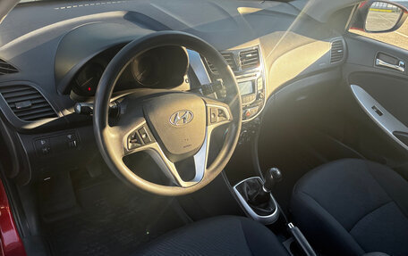 Hyundai Solaris II рестайлинг, 2011 год, 599 000 рублей, 9 фотография