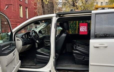 Dodge Caravan V, 2009 год, 965 000 рублей, 11 фотография