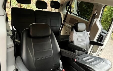 Dodge Caravan V, 2009 год, 965 000 рублей, 21 фотография