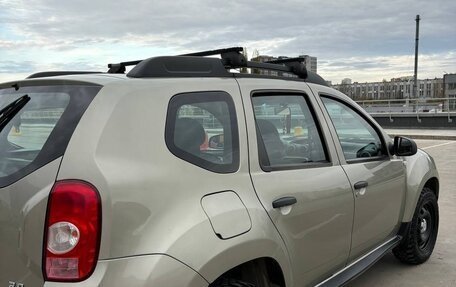 Renault Duster I рестайлинг, 2014 год, 830 000 рублей, 2 фотография