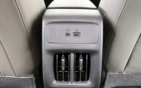 Chevrolet Trax, 2024 год, 2 050 000 рублей, 15 фотография