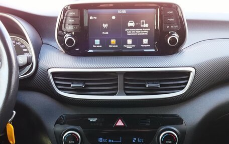 Hyundai Tucson III, 2019 год, 2 250 000 рублей, 12 фотография