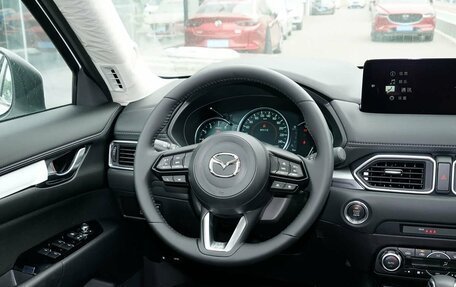 Mazda CX-5 II, 2025 год, 2 850 000 рублей, 7 фотография