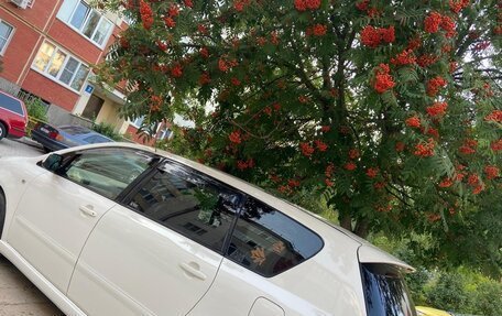 Toyota Ipsum II, 2004 год, 850 000 рублей, 2 фотография