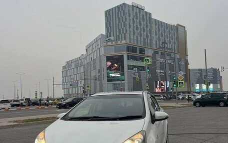 Toyota Aqua I, 2014 год, 690 000 рублей, 12 фотография