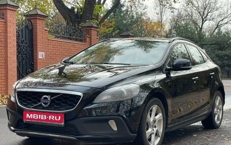 Volvo V40 II рестайлинг, 2015 год, 1 580 000 рублей, 1 фотография