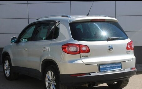 Volkswagen Tiguan I, 2011 год, 1 100 000 рублей, 3 фотография