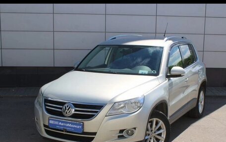 Volkswagen Tiguan I, 2011 год, 1 100 000 рублей, 2 фотография