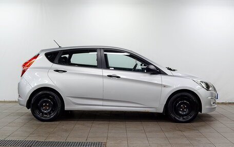 Hyundai Solaris II рестайлинг, 2015 год, 890 000 рублей, 5 фотография