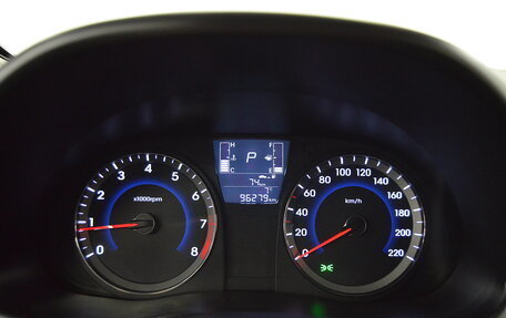 Hyundai Solaris II рестайлинг, 2015 год, 890 000 рублей, 12 фотография