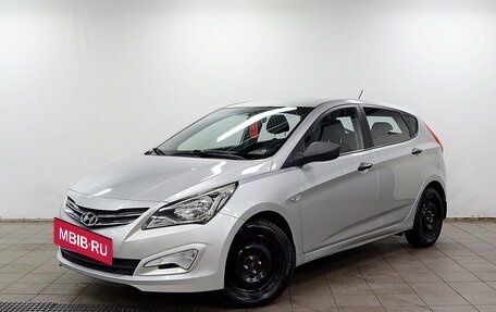 Hyundai Solaris II рестайлинг, 2015 год, 890 000 рублей, 2 фотография