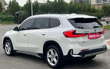 BMW X1, 2024 год, 3 300 000 рублей, 4 фотография